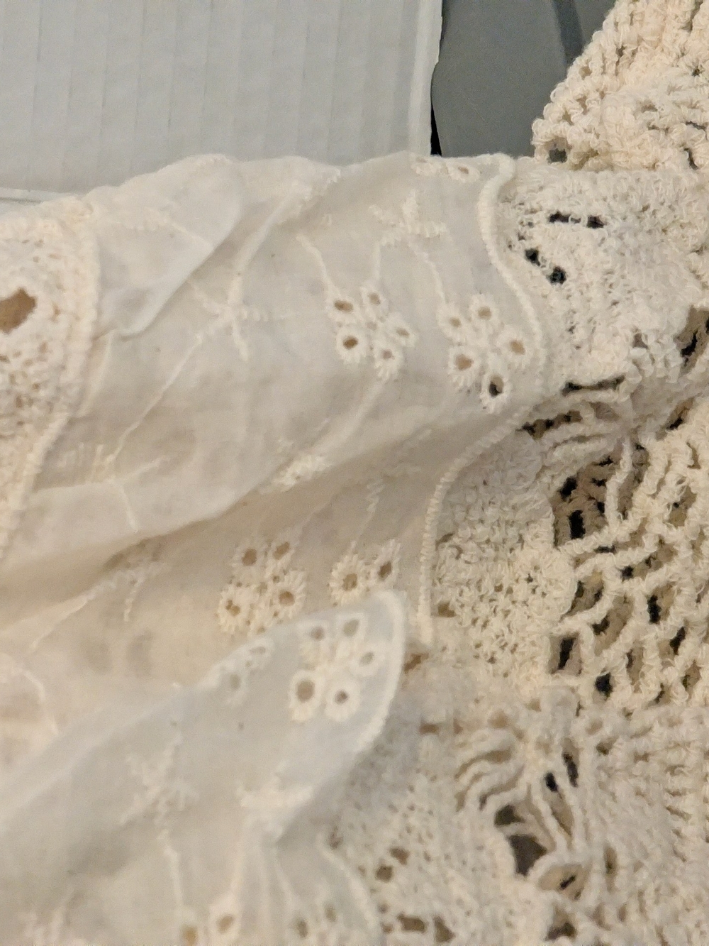 CCO !NEW! POL Cream Crochet Lace Tank with Scalloped Hem (Only 2 Left! ) - Picture 15 of 16